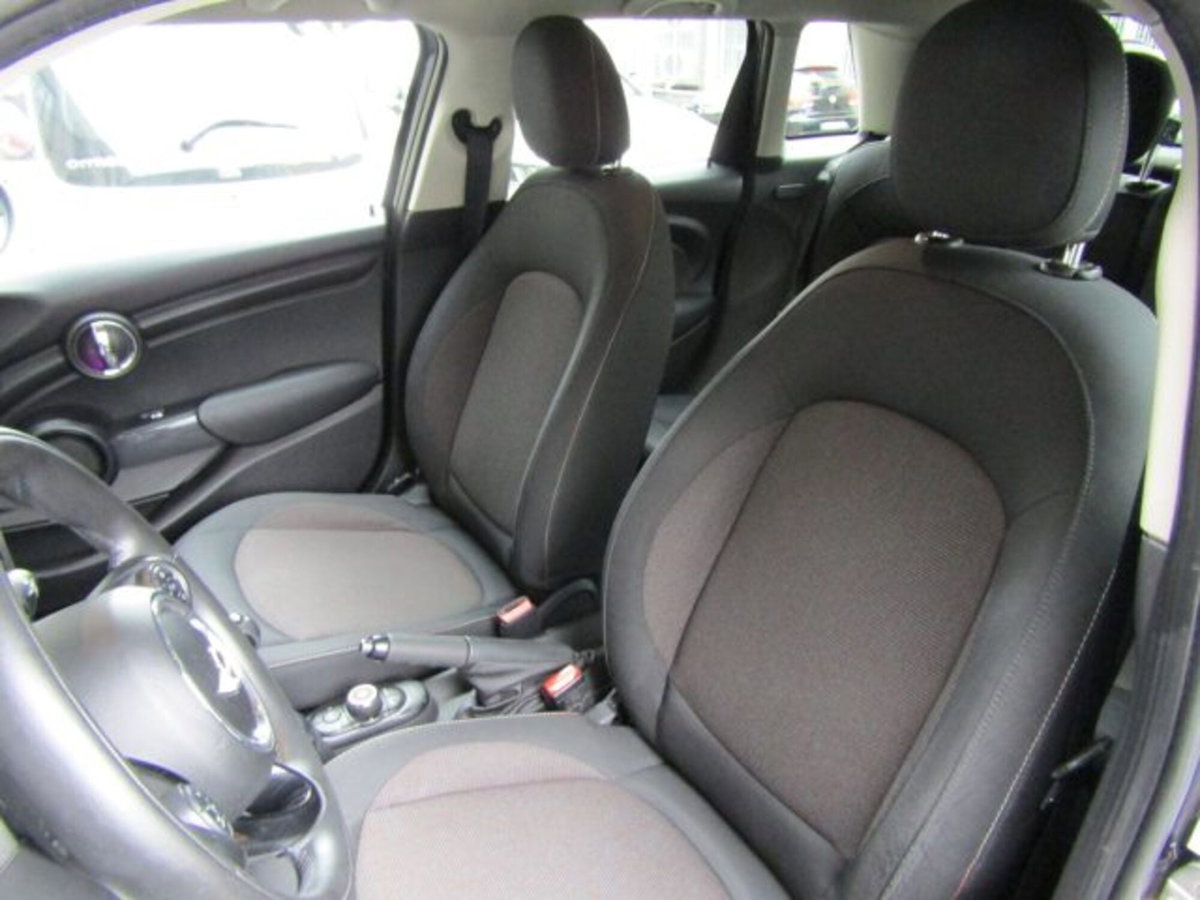 MINI Mini 1.5 One D Business 5 porte (9)