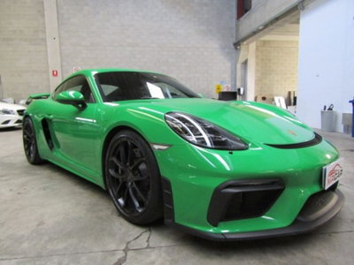 Porsche 718 Cayman  Cayman 4.0 GT4 (3)