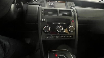 Land Rover Discovery Sport 2.0 TD4 150 CV Pure (11)