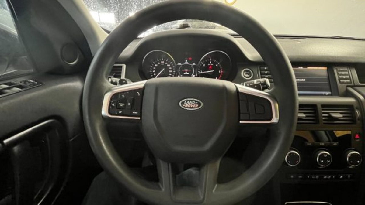 Land Rover Discovery Sport 2.0 TD4 150 CV Pure (12)