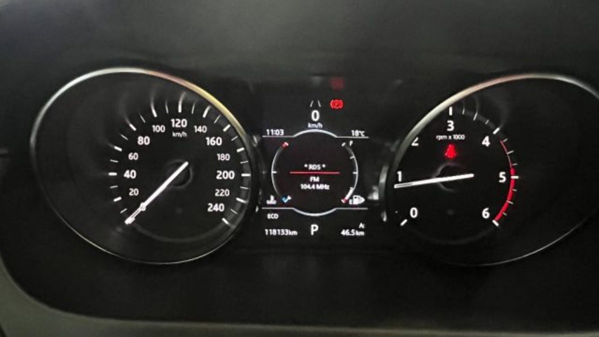 Land Rover Discovery Sport 2.0 TD4 150 CV Pure (13)