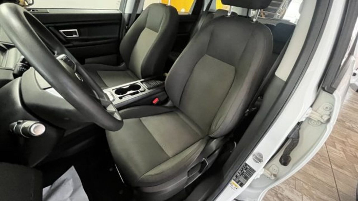 Land Rover Discovery Sport 2.0 eD4 150 CV 2WD SE (8)