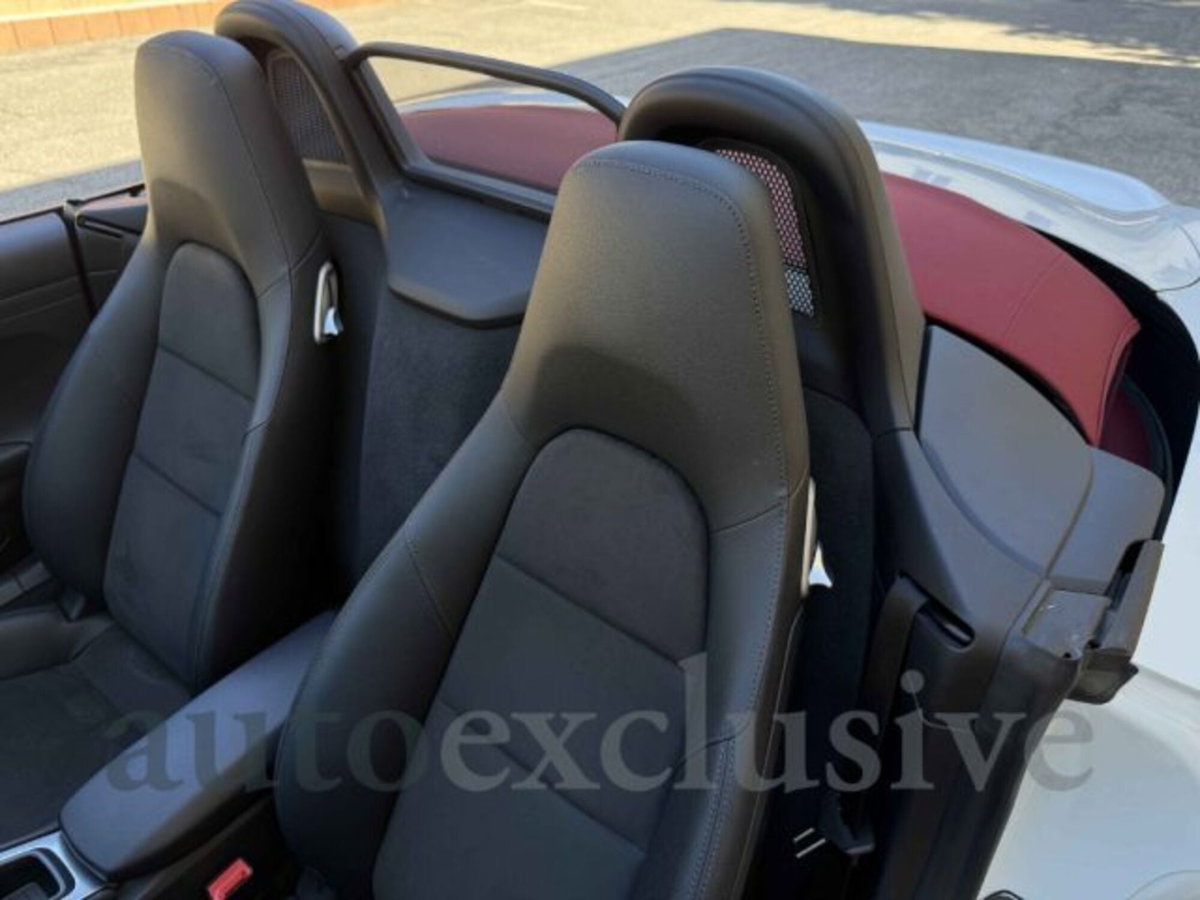 Porsche 718 Boxster  Boxster 2.0 T (10)