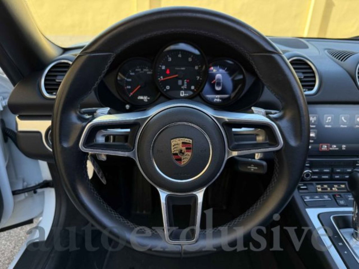 Porsche 718 Boxster  Boxster 2.0 T (11)