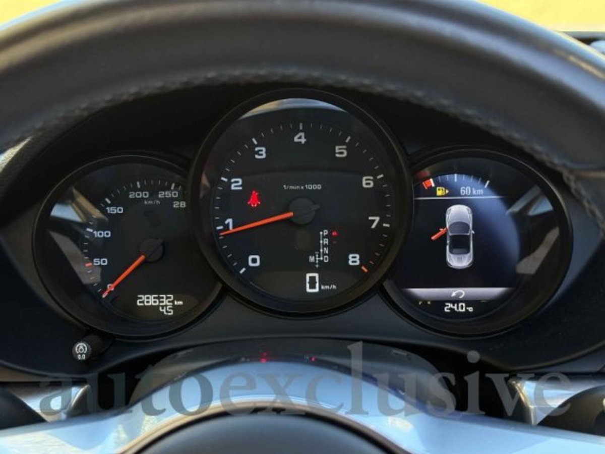 Porsche 718 Boxster  Boxster 2.0 T (12)