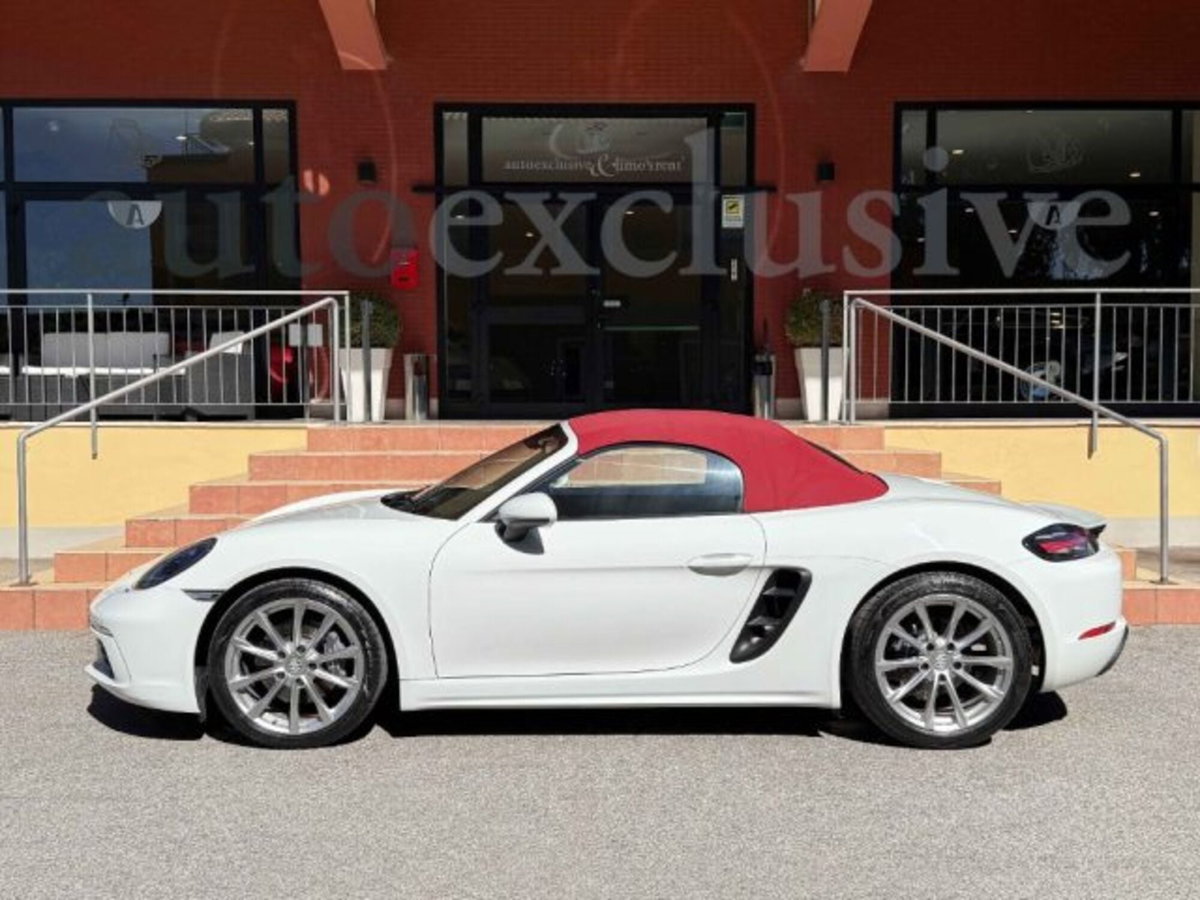 Porsche 718 Boxster  Boxster 2.0 T (4)