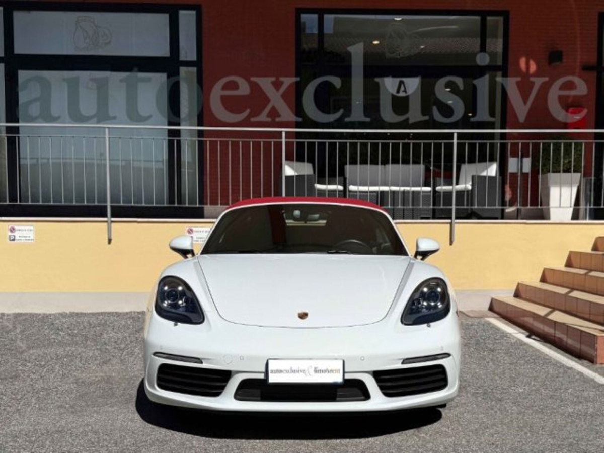 Porsche 718 Boxster  Boxster 2.0 T (5)