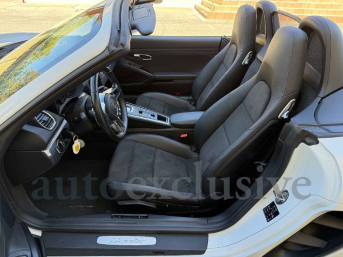Porsche 718 Boxster  Boxster 2.0 T (9)