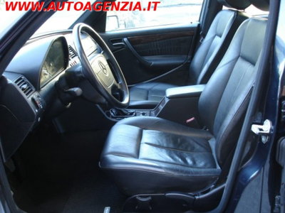 Mercedes-Benz Classe C 250 turbodiesel cat Elegance (8)