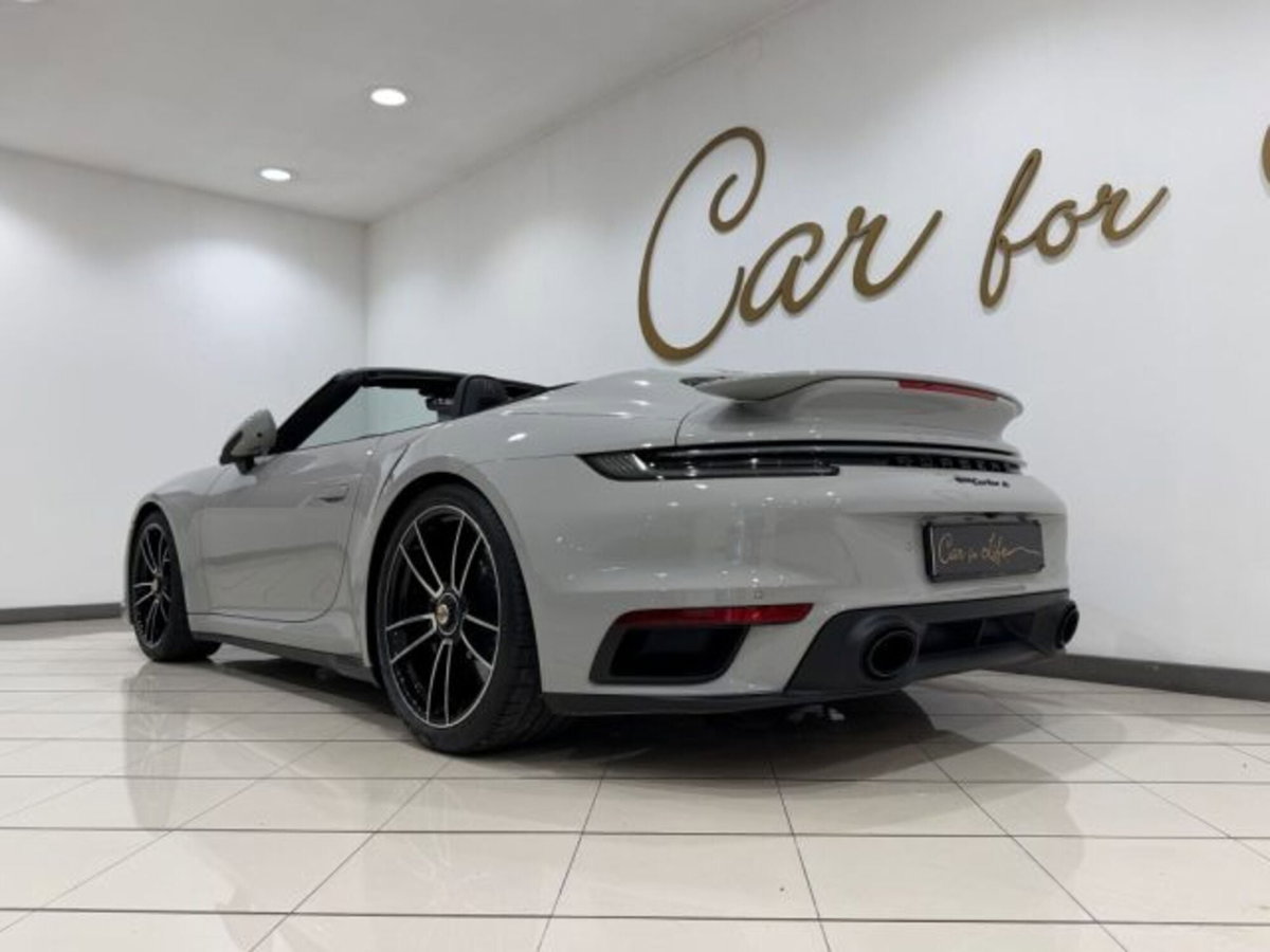 Porsche 911 Cabrio Cabrio 3.7 Turbo S auto (10)