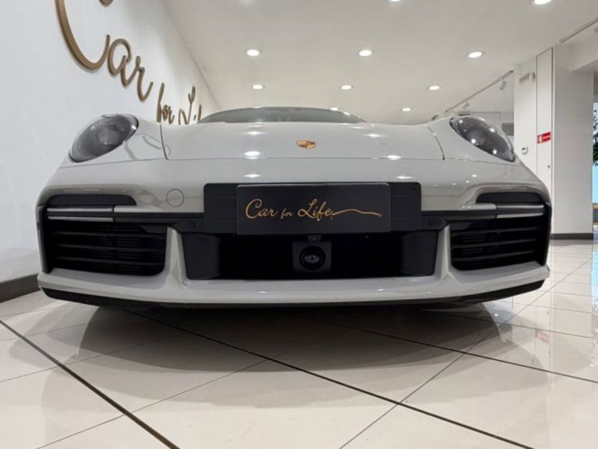 Porsche 911 Cabrio Cabrio 3.7 Turbo S auto (6)