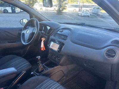 Fiat Punto Evo 1.4 5 porte Emotion GPL (13)