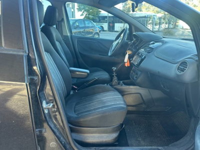 Fiat Punto Evo 1.4 5 porte Emotion GPL (14)