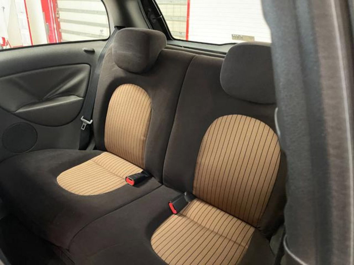 Lancia Ypsilon 1.2 New Oro (10)