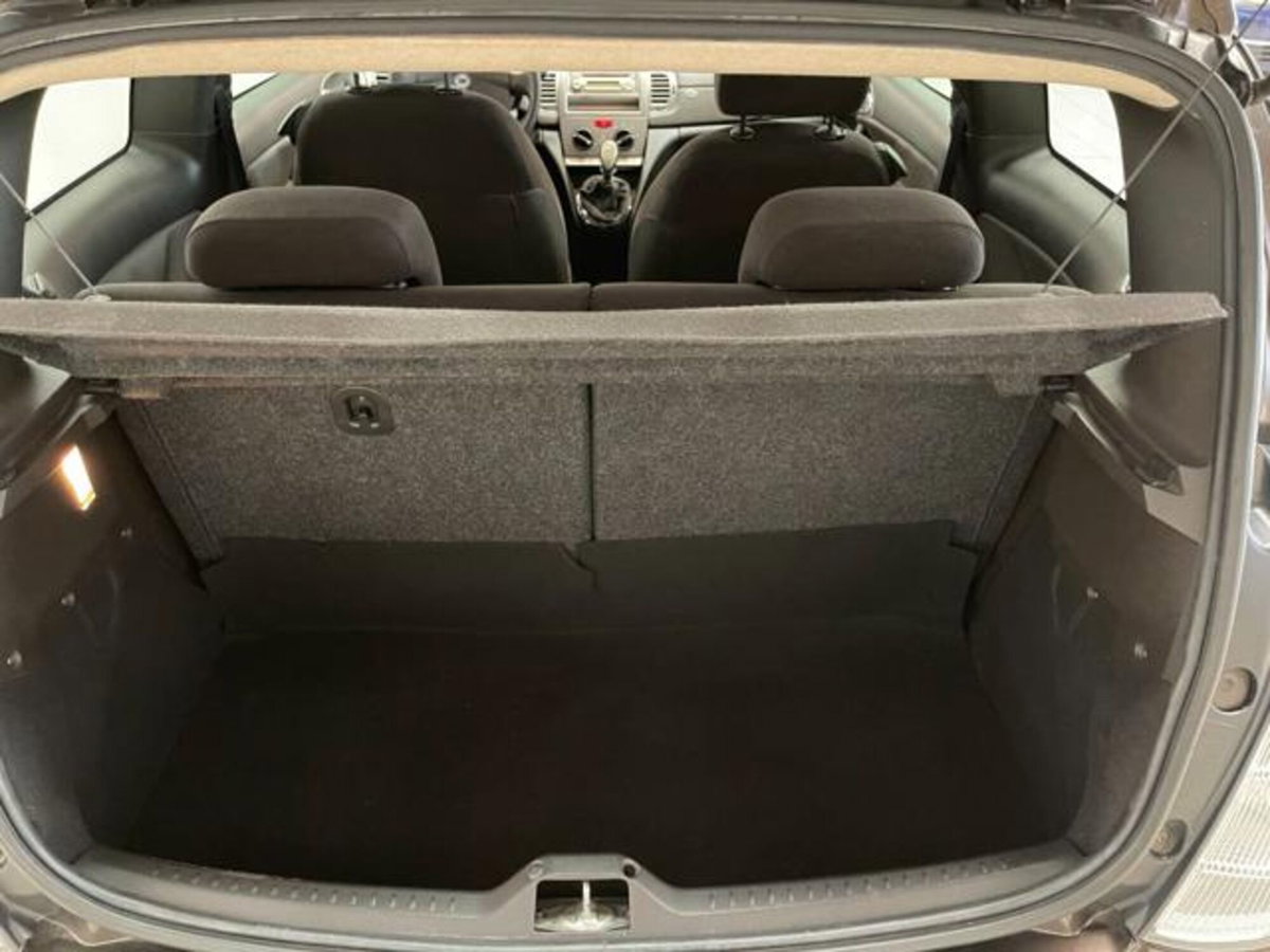 Lancia Ypsilon 1.2 New Oro (12)