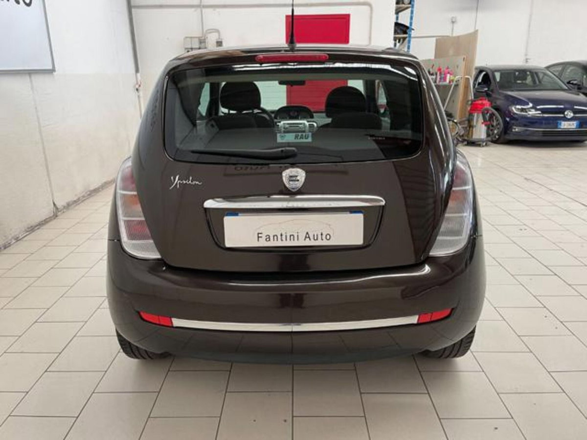 Lancia Ypsilon 1.2 New Oro (4)