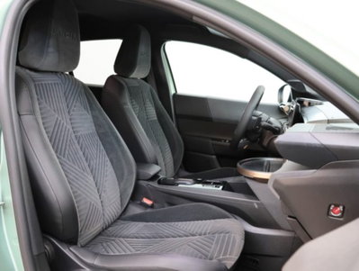 Lancia Ypsilon 1.2 LX 100cv (11)