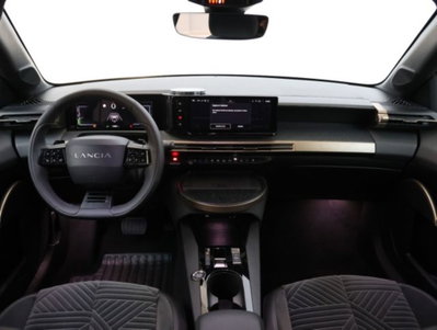 Lancia Ypsilon 1.2 LX 100cv (13)