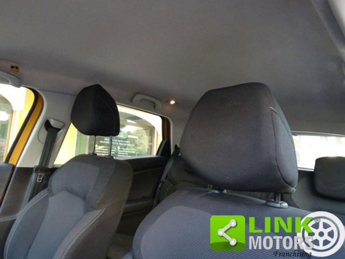 Renault Scenic E-Tech Electric 1.9 dCi Confort Dynamique (10)