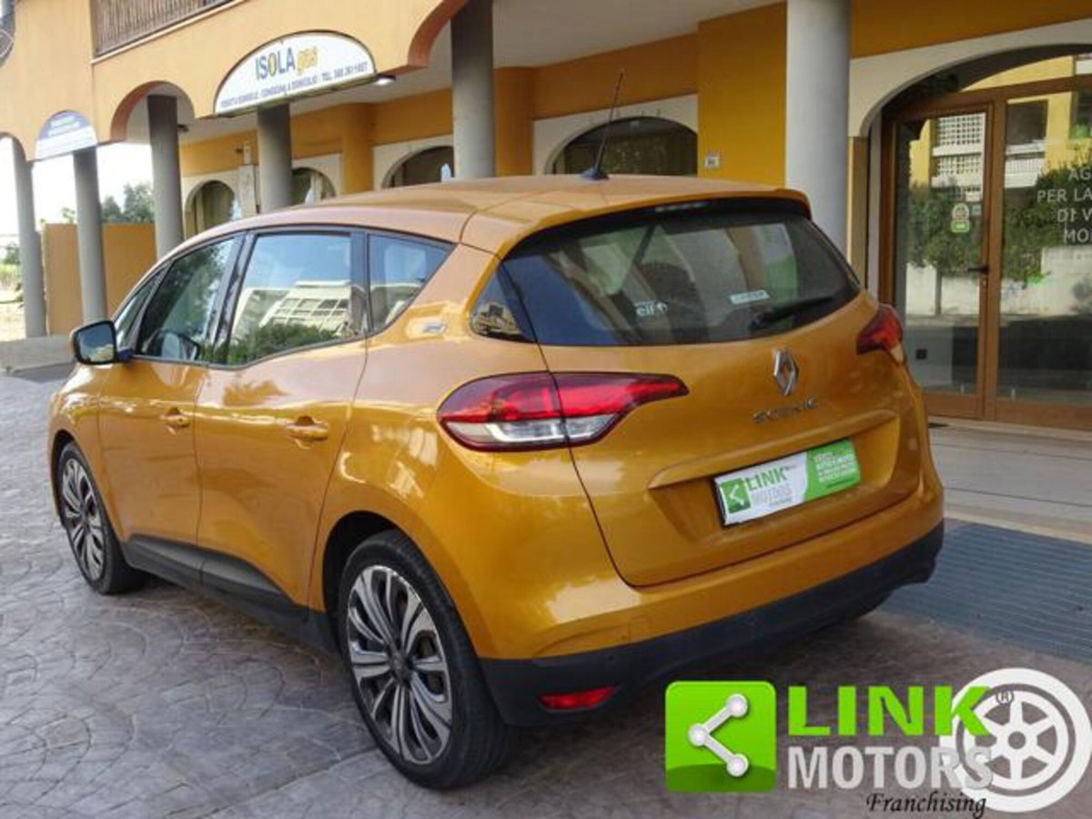 Renault Scenic E-Tech Electric 1.9 dCi Confort Dynamique (3)