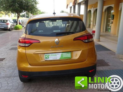 Renault Scenic E-Tech Electric 1.9 dCi Confort Dynamique (4)