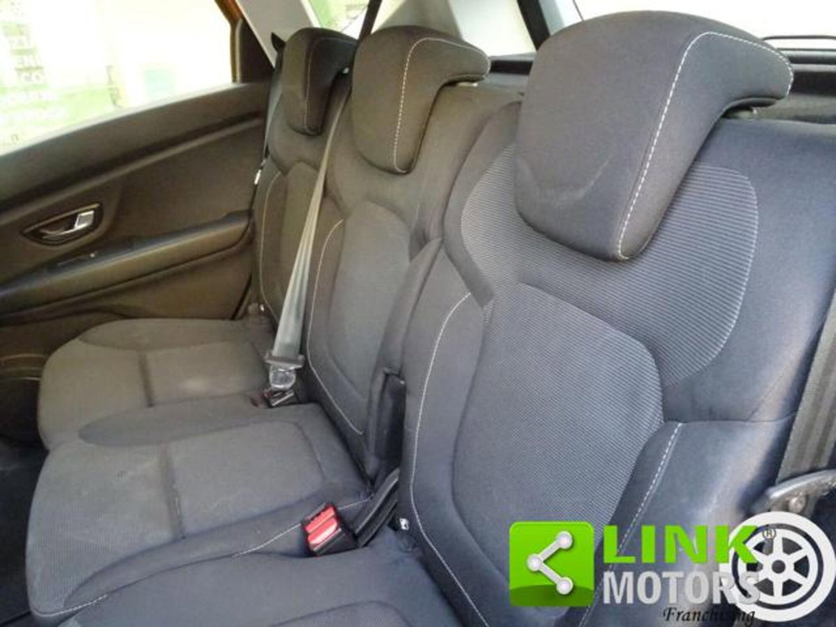 Renault Scenic E-Tech Electric 1.9 dCi Confort Dynamique (7)