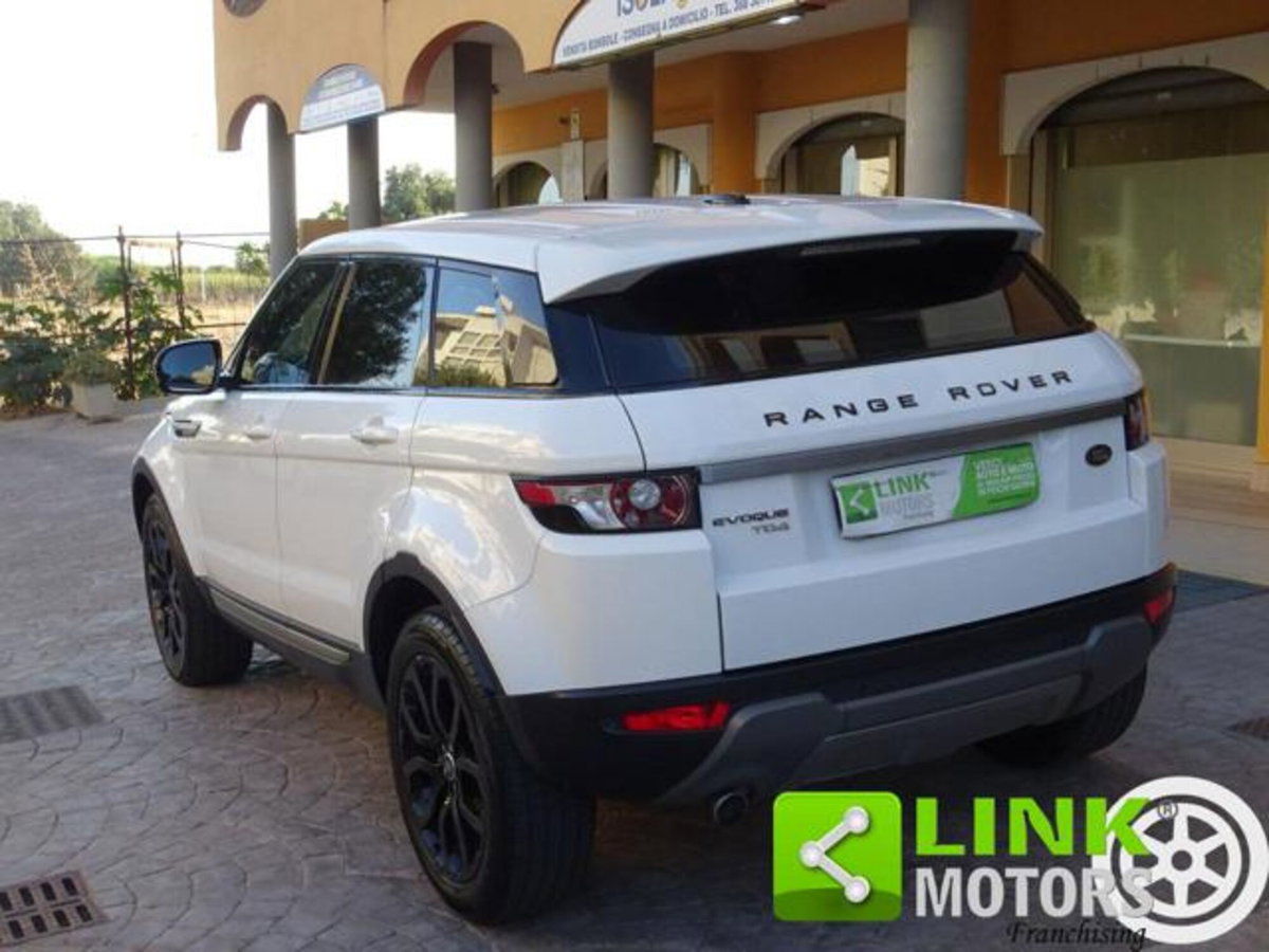 Land Rover Range Rover Evoque 2.2 TD4 5p. Pure (6)