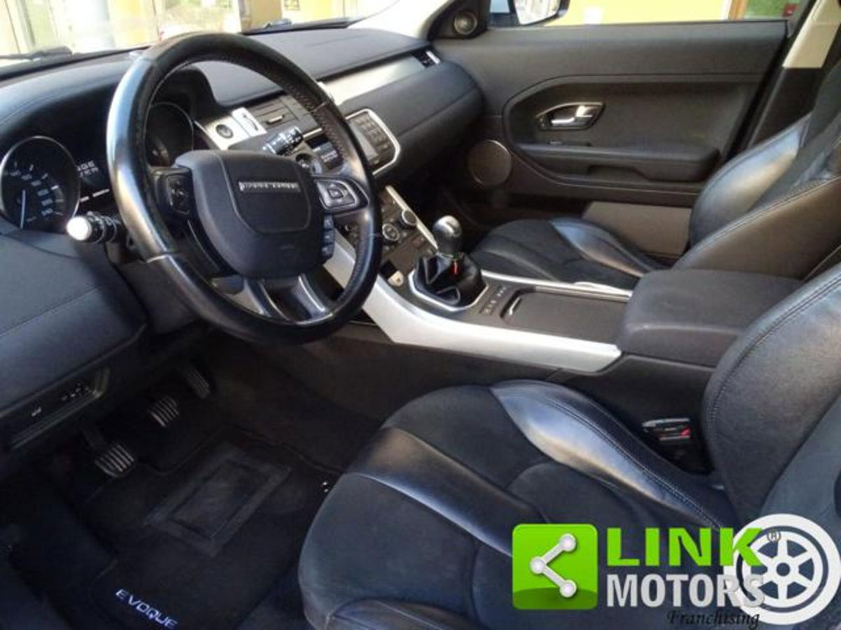 Land Rover Range Rover Evoque 2.2 TD4 5p. Pure (7)