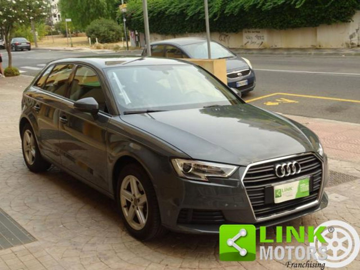Audi A3 Sportback 2.0 TDI 150 CV clean diesel Attraction (3)