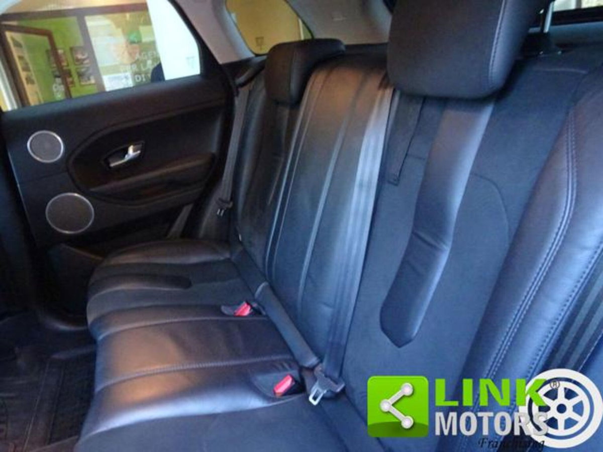 Land Rover Range Rover Evoque 2.2 TD4 5p. Pure (9)
