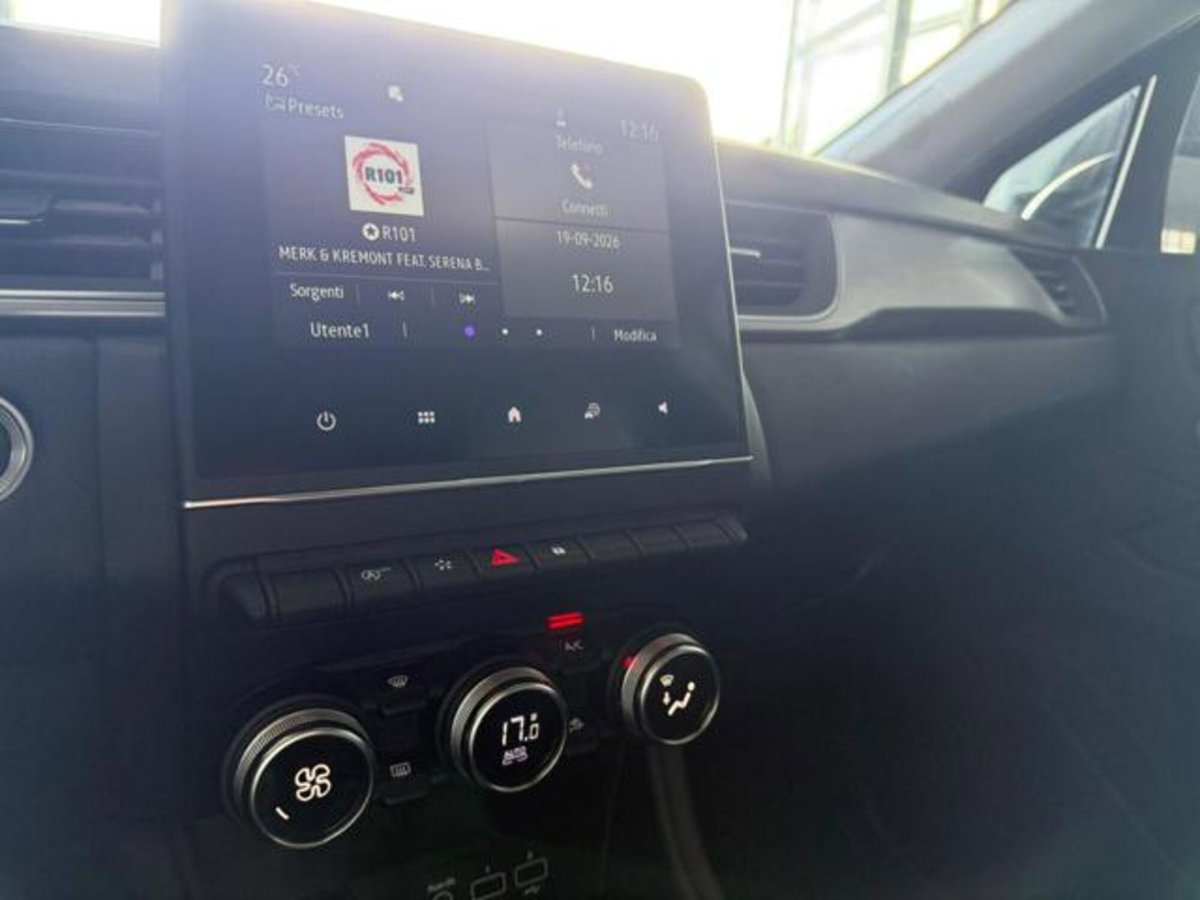 Renault Captur TCe 100 CV GPL FAP Intens (9)