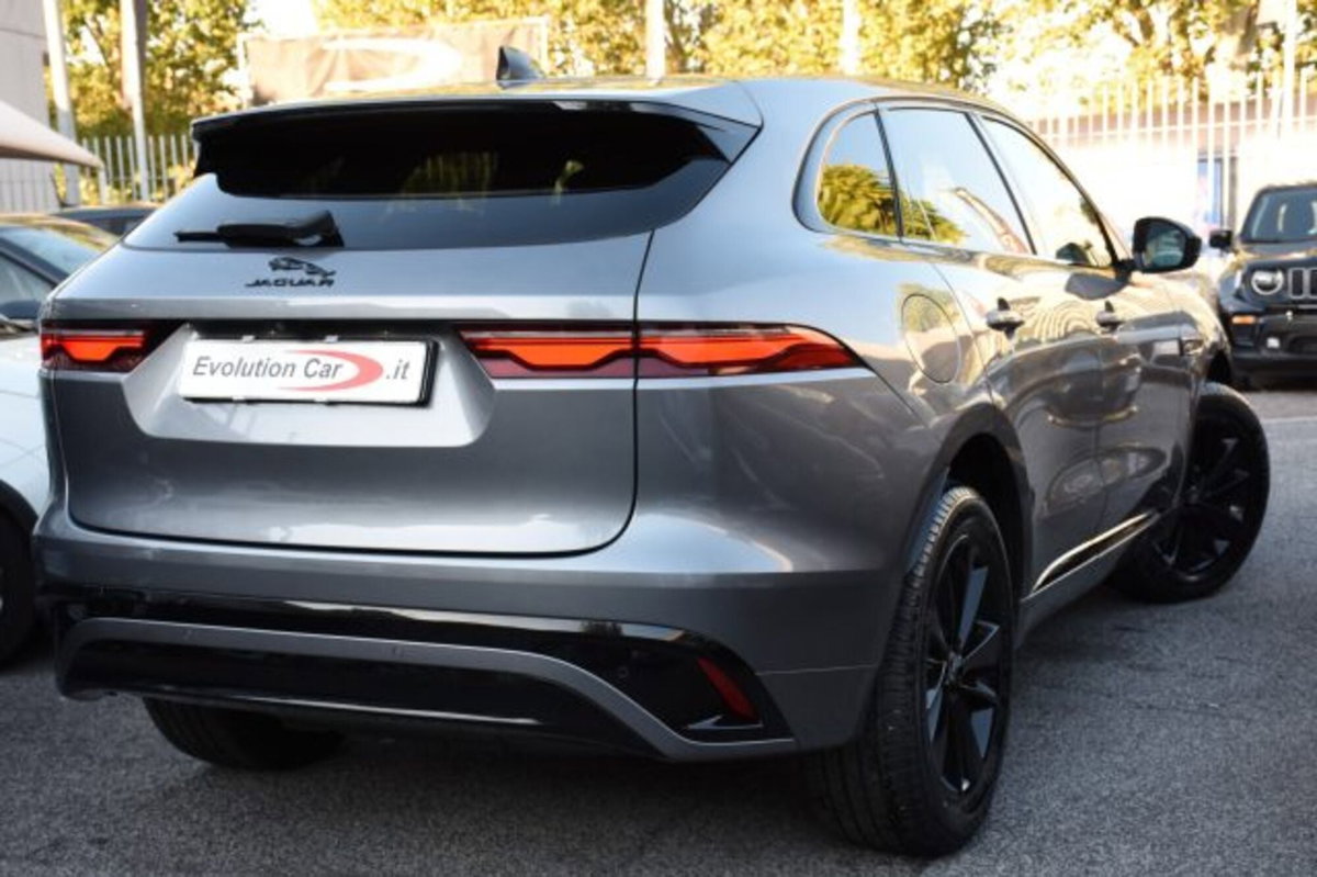 Jaguar F-Pace 2.0 D 163 CV AWD aut. R-Dynamic S (3)