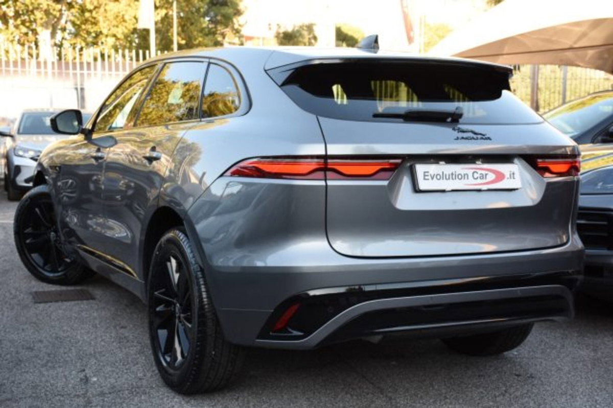 Jaguar F-Pace 2.0 D 163 CV AWD aut. R-Dynamic S (4)