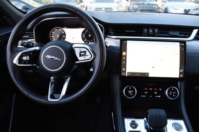 Jaguar F-Pace 2.0 D 163 CV AWD aut. R-Dynamic S (8)