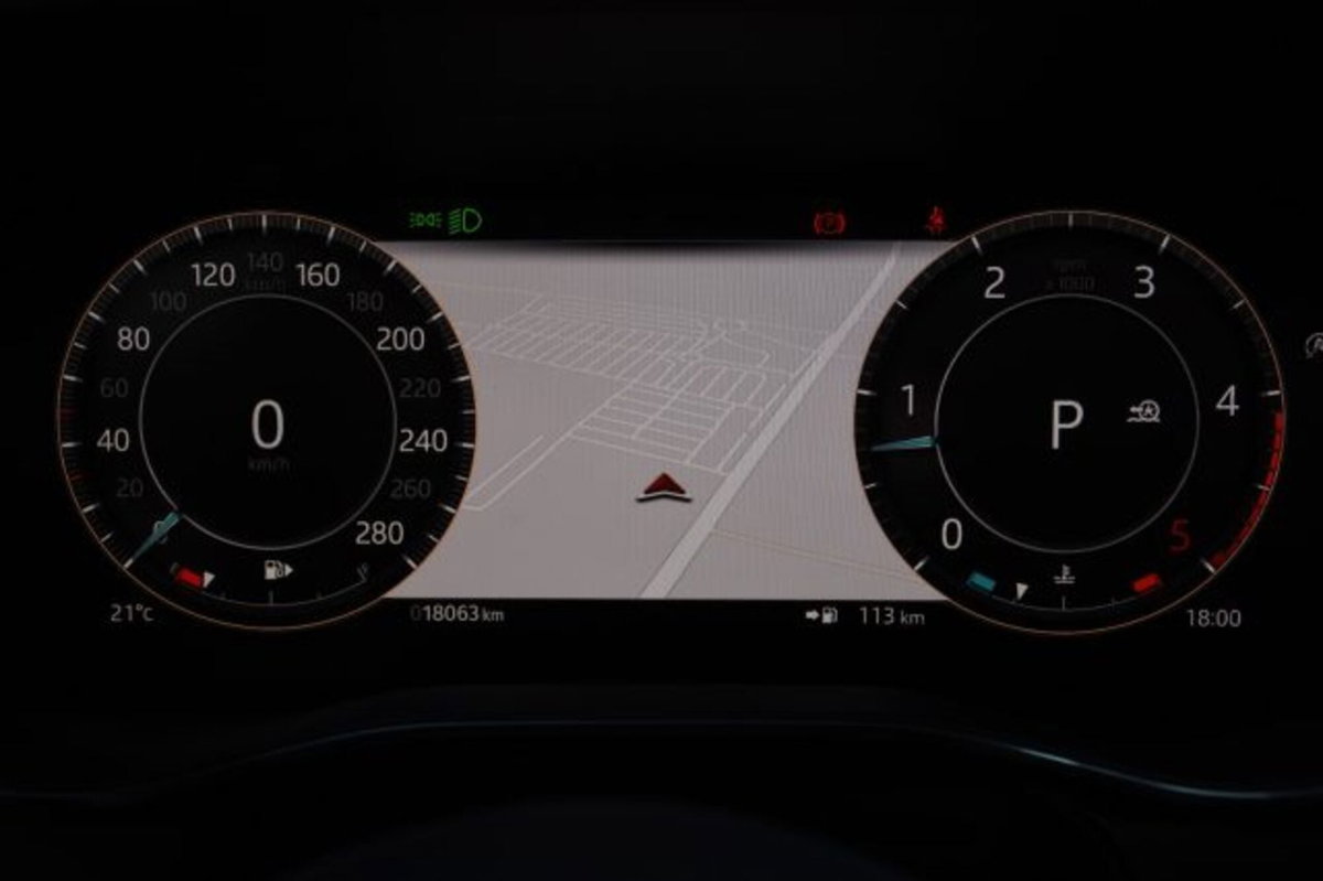 Jaguar F-Pace 2.0 D 163 CV AWD aut. R-Dynamic S (9)