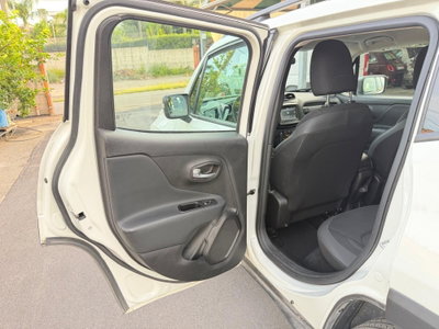 Jeep Renegade 1.6 Mjt 130 CV Limited (19)