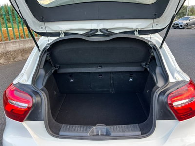 Mercedes-Benz Classe A 180 d Automatic Premium (10)