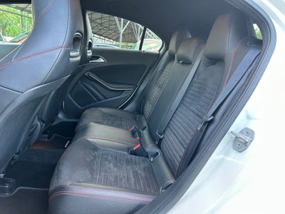Mercedes-Benz Classe A 180 d Automatic Premium (17)