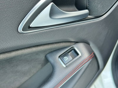 Mercedes-Benz Classe A 180 d Automatic Premium (18)