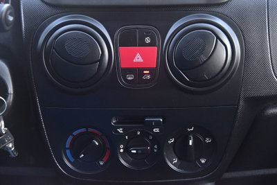 Fiat Fiorino Furgone cargo 1.3 mjt 95cv SX (10)