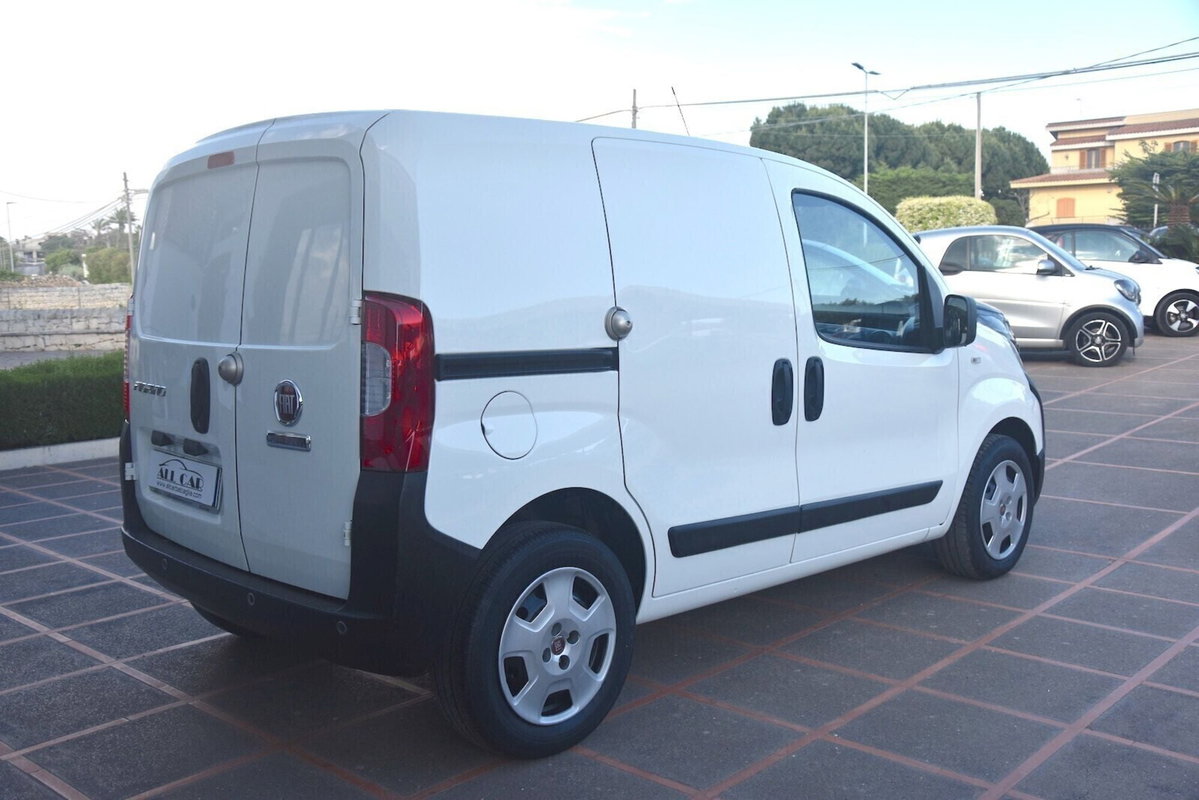 Fiat Fiorino Furgone cargo 1.3 mjt 95cv SX (6)