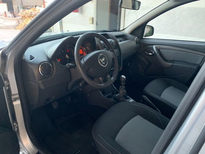 Dacia Duster 1.5 dCi 110CV Start&Stop 4x2 Lauréate (4)