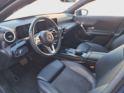 Mercedes-Benz Classe A 180 d Automatic Sport (14)