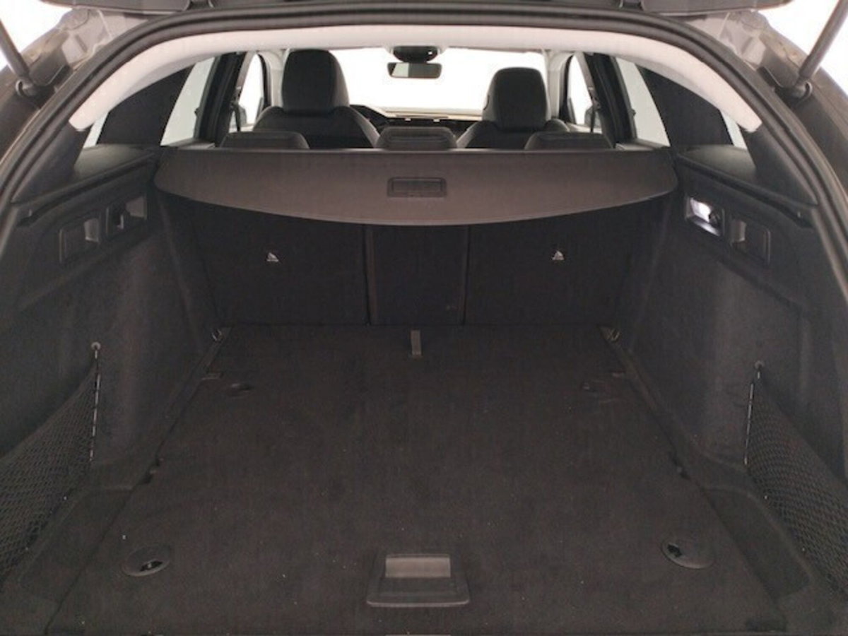 Peugeot 308 SW BlueHDi 130 S&S EAT8 Allure Pack (12)