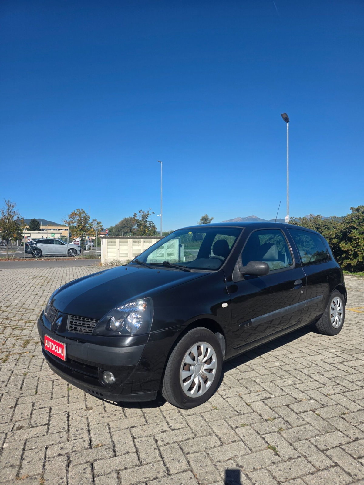 Renault Clio 1.2 16V cat 3 porte Confort Authentique
