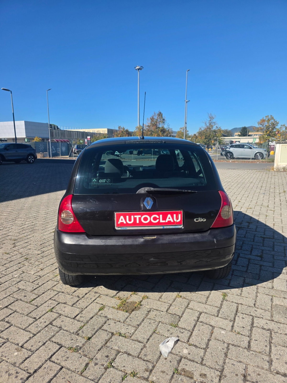 Renault Clio 1.2 16V cat 3 porte Confort Authentique (6)