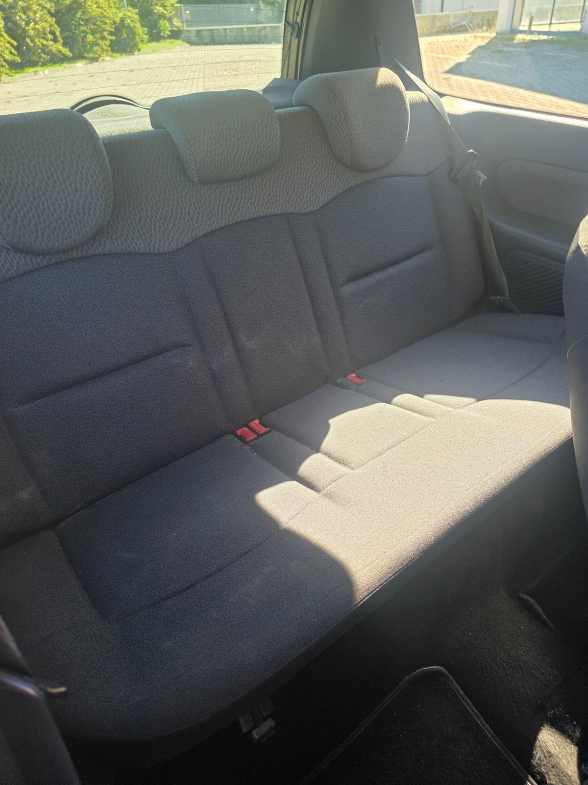 Renault Clio 1.2 16V cat 3 porte Confort Authentique (9)