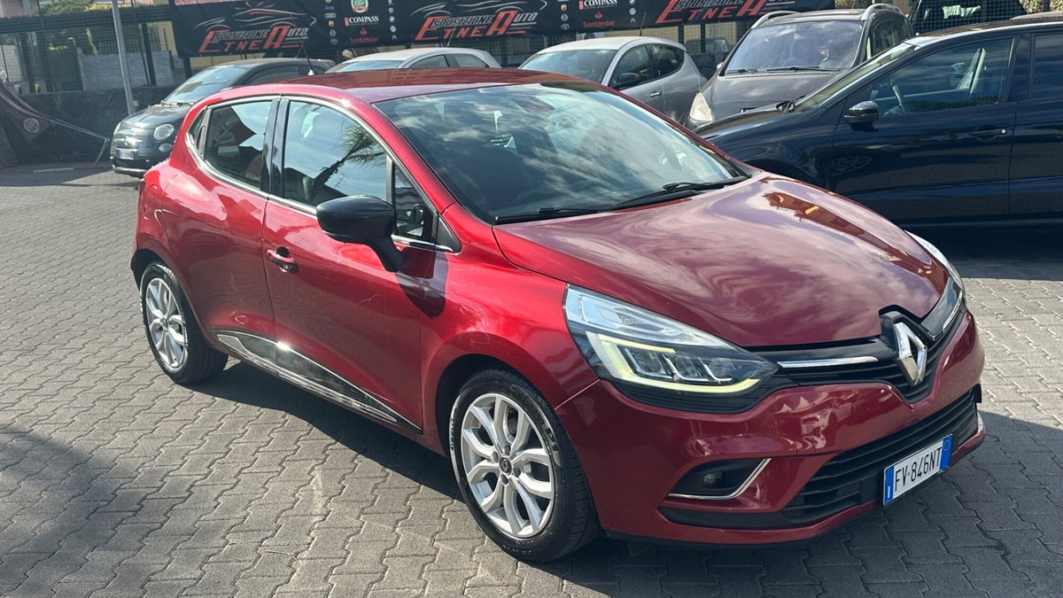 Renault Clio dCi 8V 75 CV 5 porte Moschino Life