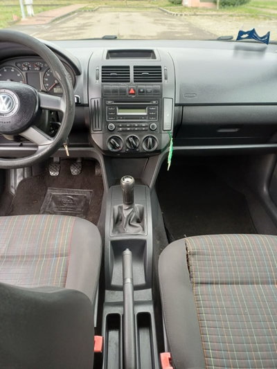 Volkswagen Polo 1.2 12V 3p. Trendline (6)