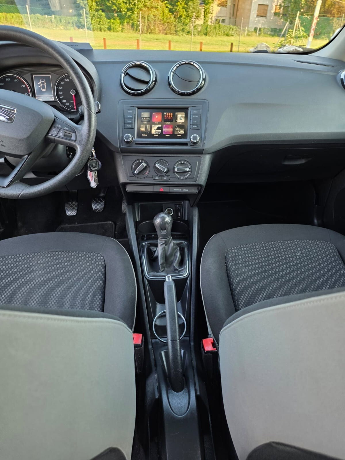 SEAT Ibiza 1.4 16V 3p. Stylance DUAL (10)